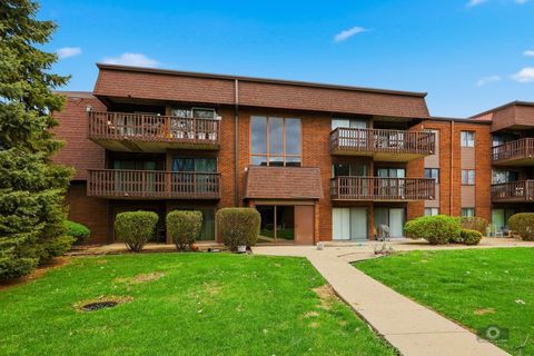 Tiny photo for 1619 Richmond Avenue #206, Joliet, IL 60435 (MLS # 12619799)