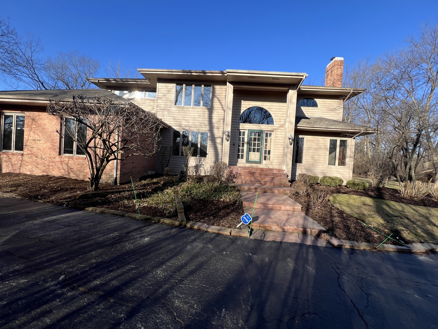4523 Red Oak Lane