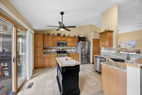 Tiny photo for 6844 Zurich Court #6844, Tinley Park, IL 60477 (MLS # 12617323)