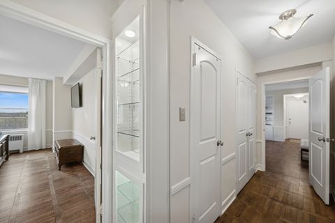 Tiny photo for 1585 Ridge Avenue #611, Evanston, IL 60201 (MLS # 12574276)