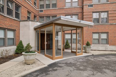 Tiny photo for 1585 Ridge Avenue #611, Evanston, IL 60201 (MLS # 12574276)