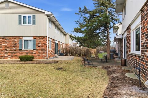 Tiny photo for 1601 Castbourne Court, Wheaton, IL 60189 (MLS # 12572774)