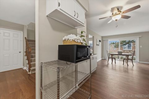 Tiny photo for 1601 Castbourne Court, Wheaton, IL 60189 (MLS # 12572774)