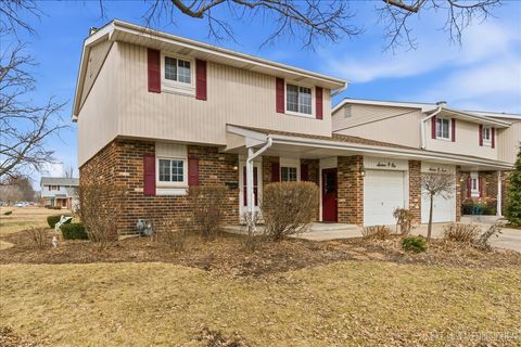 Tiny photo for 1601 Castbourne Court, Wheaton, IL 60189 (MLS # 12572774)