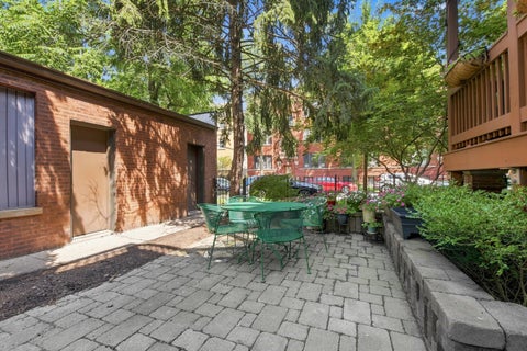 Tiny photo for 1330 W Bryn Mawr Avenue #2, Chicago, IL 60660 (MLS # 12736335)