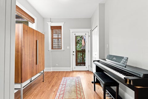 Tiny photo for 1330 W Bryn Mawr Avenue #2, Chicago, IL 60660 (MLS # 12736335)