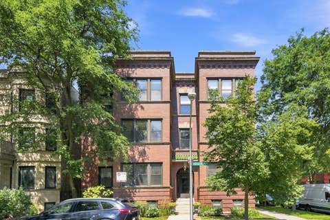 Photo of 1330 W Bryn Mawr Avenue #2, Chicago, IL 60660 (MLS # 12736335)