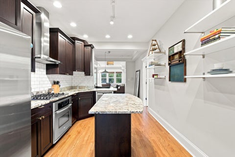 Tiny photo for 1330 W Bryn Mawr Avenue #2, Chicago, IL 60660 (MLS # 12736335)