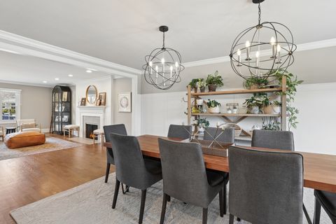 Tiny photo for 1285 Warwick Court, Deerfield, IL 60015 (MLS # 12490218)