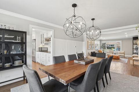 Tiny photo for 1285 Warwick Court, Deerfield, IL 60015 (MLS # 12490218)