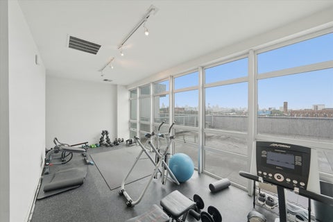 Tiny photo for 1610 W Fullerton Avenue #403, Chicago, IL 60614 (MLS # 12743486)