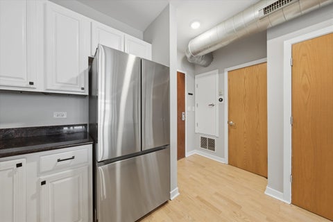 Tiny photo for 1610 W Fullerton Avenue #403, Chicago, IL 60614 (MLS # 12743486)