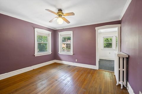 Tiny photo for 723 Wesley Avenue, Oak Park, IL 60304 (MLS # 12474236)