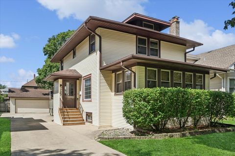 Photo of 723 Wesley Avenue, Oak Park, IL 60304 (MLS # 12474236)