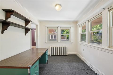 Tiny photo for 723 Wesley Avenue, Oak Park, IL 60304 (MLS # 12474236)