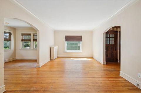 Tiny photo for 723 Wesley Avenue, Oak Park, IL 60304 (MLS # 12474236)