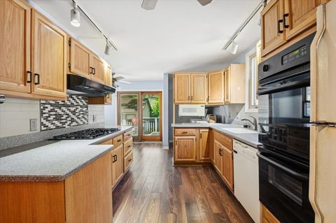 Tiny photo for 723 Wesley Avenue, Oak Park, IL 60304 (MLS # 12474236)