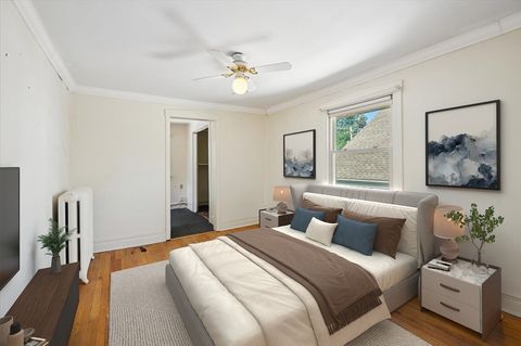 Tiny photo for 723 Wesley Avenue, Oak Park, IL 60304 (MLS # 12474236)