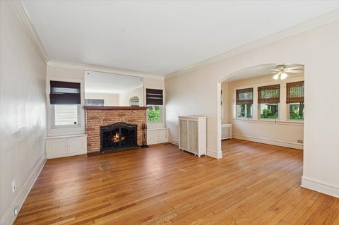 Tiny photo for 723 Wesley Avenue, Oak Park, IL 60304 (MLS # 12474236)