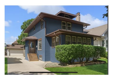 Tiny photo for 723 Wesley Avenue, Oak Park, IL 60304 (MLS # 12474236)