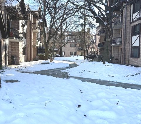 Tiny photo for 2807 GLENWOOD LANSING Road #212, Lynwood, IL 60411 (MLS # 12562175)