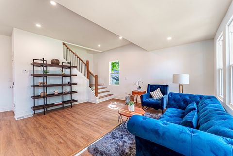 Tiny photo for 2343 Ridgeland Avenue, Berwyn, IL 60402 (MLS # 12500676)