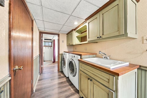 Tiny photo for 14341 Knox Avenue, Midlothian, IL 60445 (MLS # 12777318)