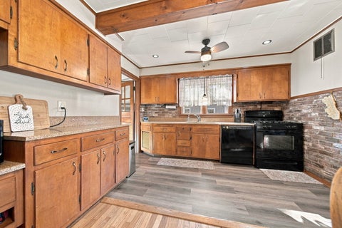 Tiny photo for 14341 Knox Avenue, Midlothian, IL 60445 (MLS # 12777318)