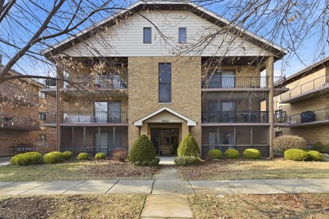 Photo of 16832 81st Avenue #1S, Tinley Park, IL 60477 (MLS # 12540012)