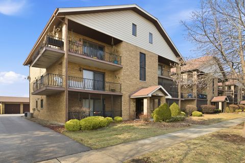 Tiny photo for 16832 81st Avenue #1S, Tinley Park, IL 60477 (MLS # 12540012)