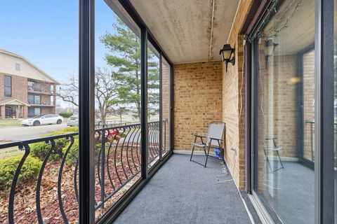 Tiny photo for 16832 81st Avenue #1S, Tinley Park, IL 60477 (MLS # 12540012)