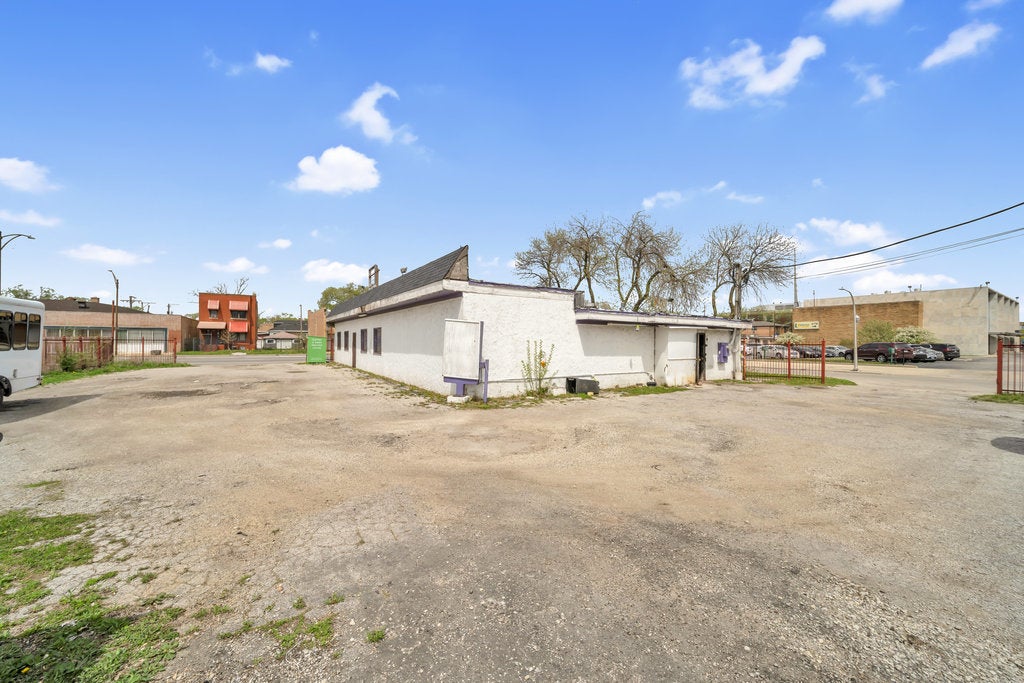 1733 W 87th Street