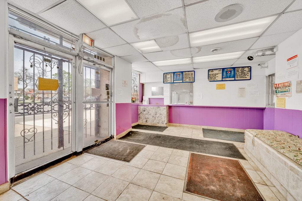 1733 W 87th Street