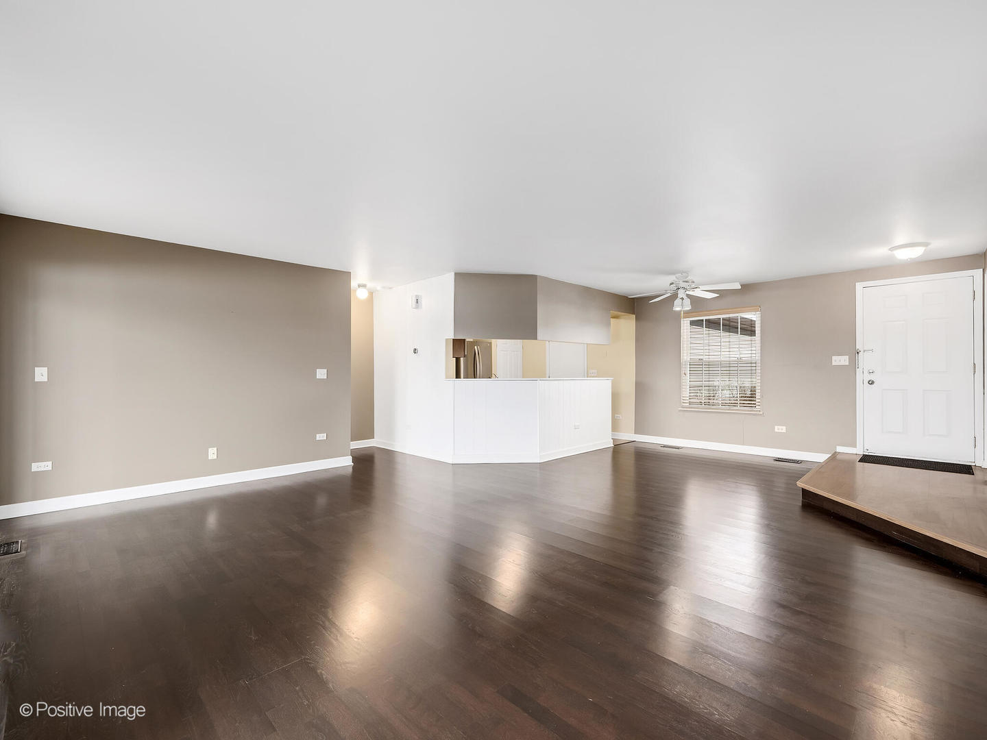 429 Sandhurst Circle 1