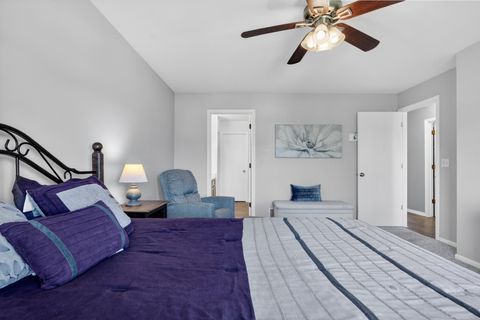 Tiny photo for 563 Willow Way #563, Lindenhurst, IL 60046 (MLS # 12647452)