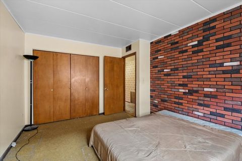Tiny photo for 9620 W Higgins Road #2D, Rosemont, IL 60018 (MLS # 12622558)