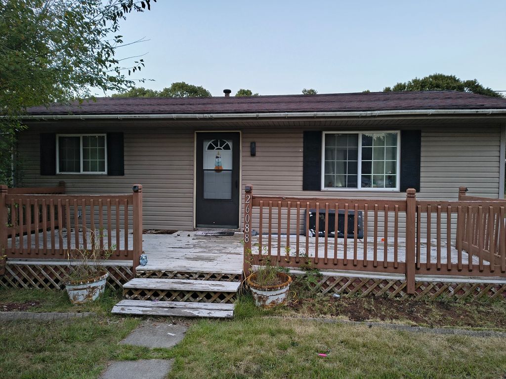 Photo for 26088 County Road 2450 Road N, Topeka, IL 61567 (MLS # 12484716)