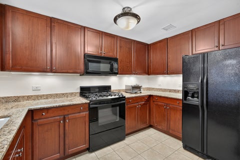 Tiny photo for 25 E Superior Street #1006, Chicago, IL 60611 (MLS # 12749807)