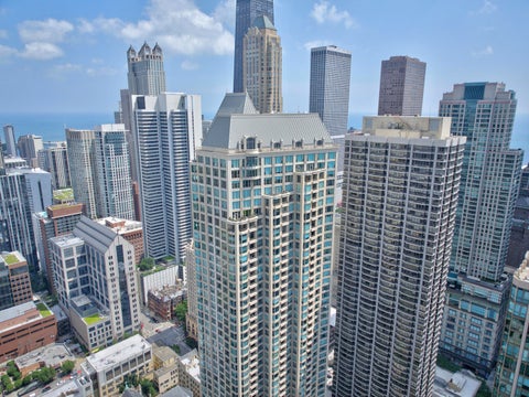Tiny photo for 25 E Superior Street #1006, Chicago, IL 60611 (MLS # 12749807)