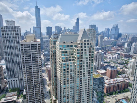 Tiny photo for 25 E Superior Street #1006, Chicago, IL 60611 (MLS # 12749807)