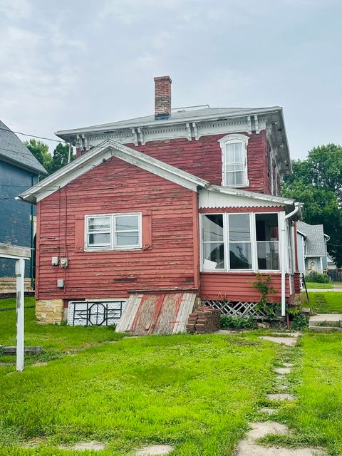 Tiny photo for 35 3rd Street, Savanna, IL 61074 (MLS # 12425045)