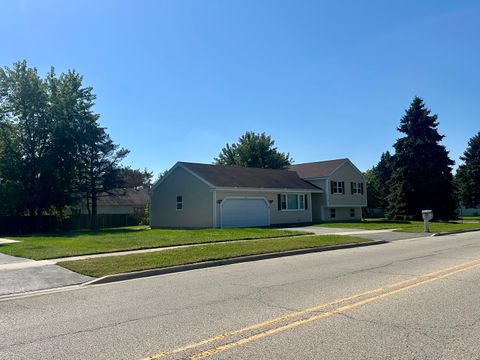 Tiny photo for 3811 W Orleans Street, McHenry, IL 60050 (MLS # 12485097)