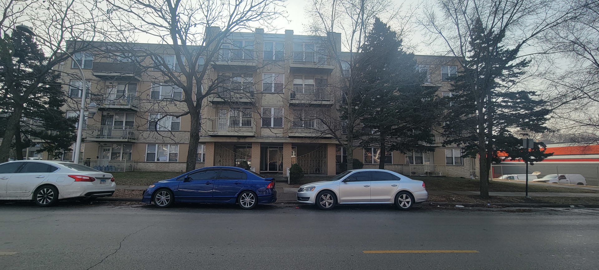 2501 W TOUHY Avenue 107