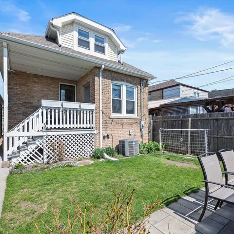 Tiny photo for 4823 W Argyle Street, Chicago, IL 60630 (MLS # 12616928)