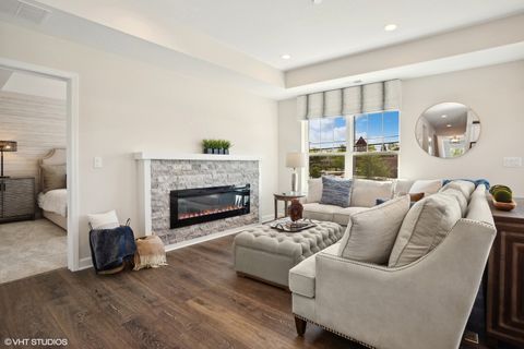 Tiny photo for 272 Masters Drive, Addison, IL 60101 (MLS # 12622298)