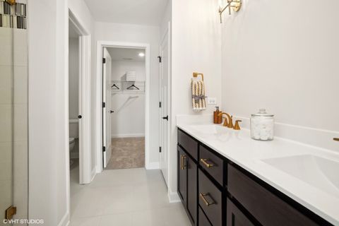 Tiny photo for 272 Masters Drive, Addison, IL 60101 (MLS # 12622298)