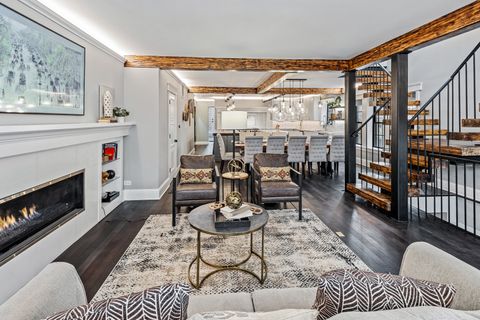 Tiny photo for 2712 W Sunnyside Avenue, Chicago, IL 60625 (MLS # 12584477)