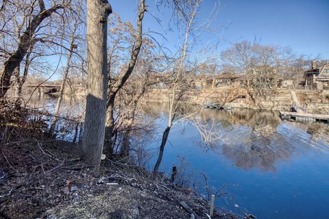 Tiny photo for 2712 W Sunnyside Avenue, Chicago, IL 60625 (MLS # 12584477)