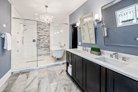 Tiny photo for 2712 W Sunnyside Avenue, Chicago, IL 60625 (MLS # 12584477)