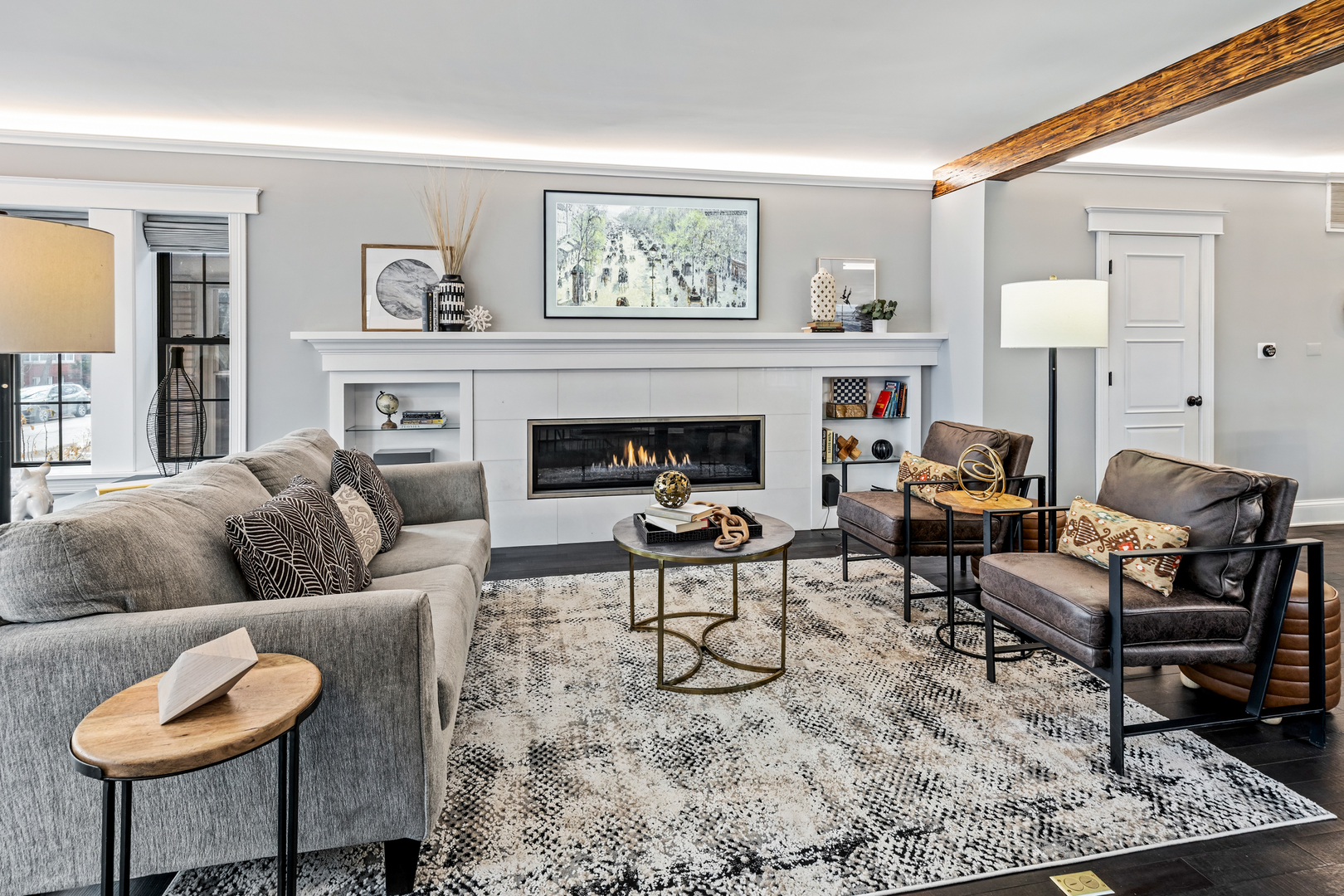 2712 W Sunnyside Avenue